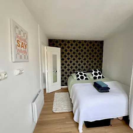 Lovely Place Le Marais 아파트 *